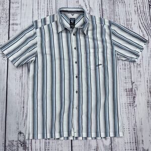 KUHL Striped Short Sleeve Button Down Shirt Men’s L Gray Blue Travel